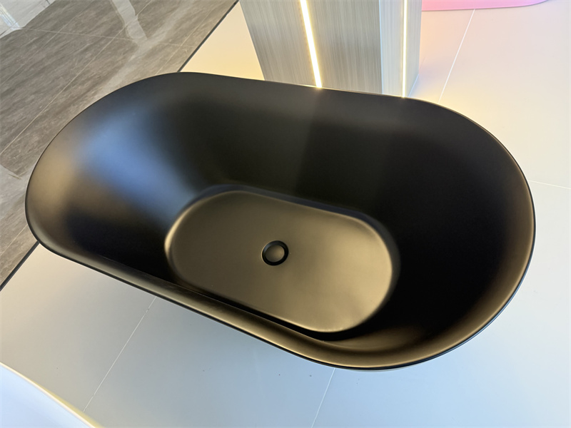 Black Acrylic Bathtub Freestanding Desing
