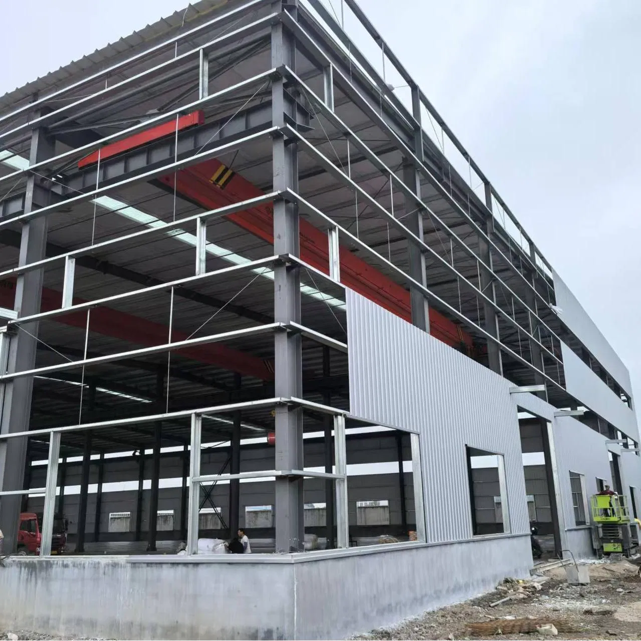 Prefabricated Metal Sandwich Panel Insulation Fireproof Euro Standard Steel Structure Frame for Farm/Cowshed/Chicken Poultry