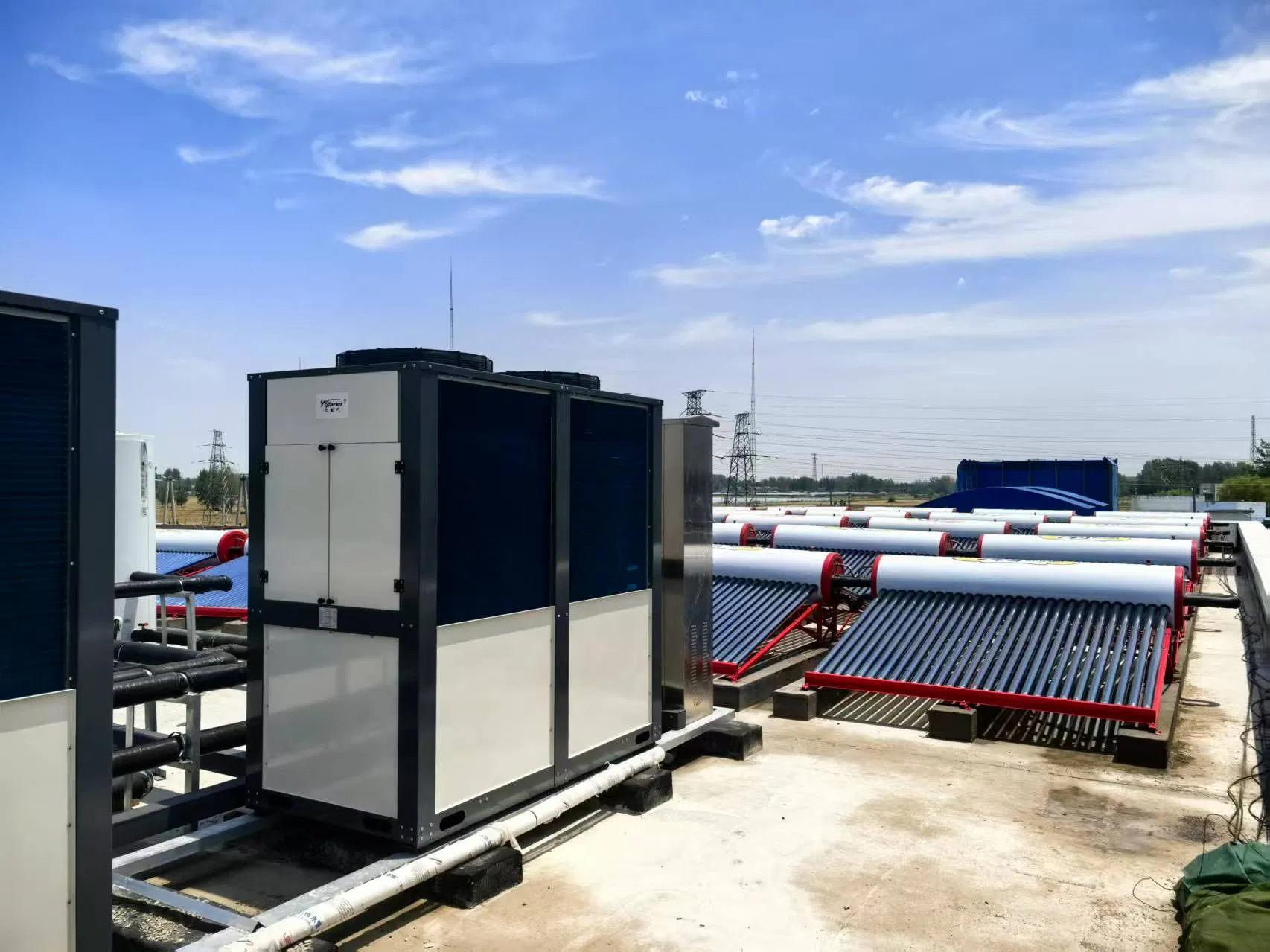 Versatile Integrated Vacuum Tube Passive Solar Water Heater for All Climates