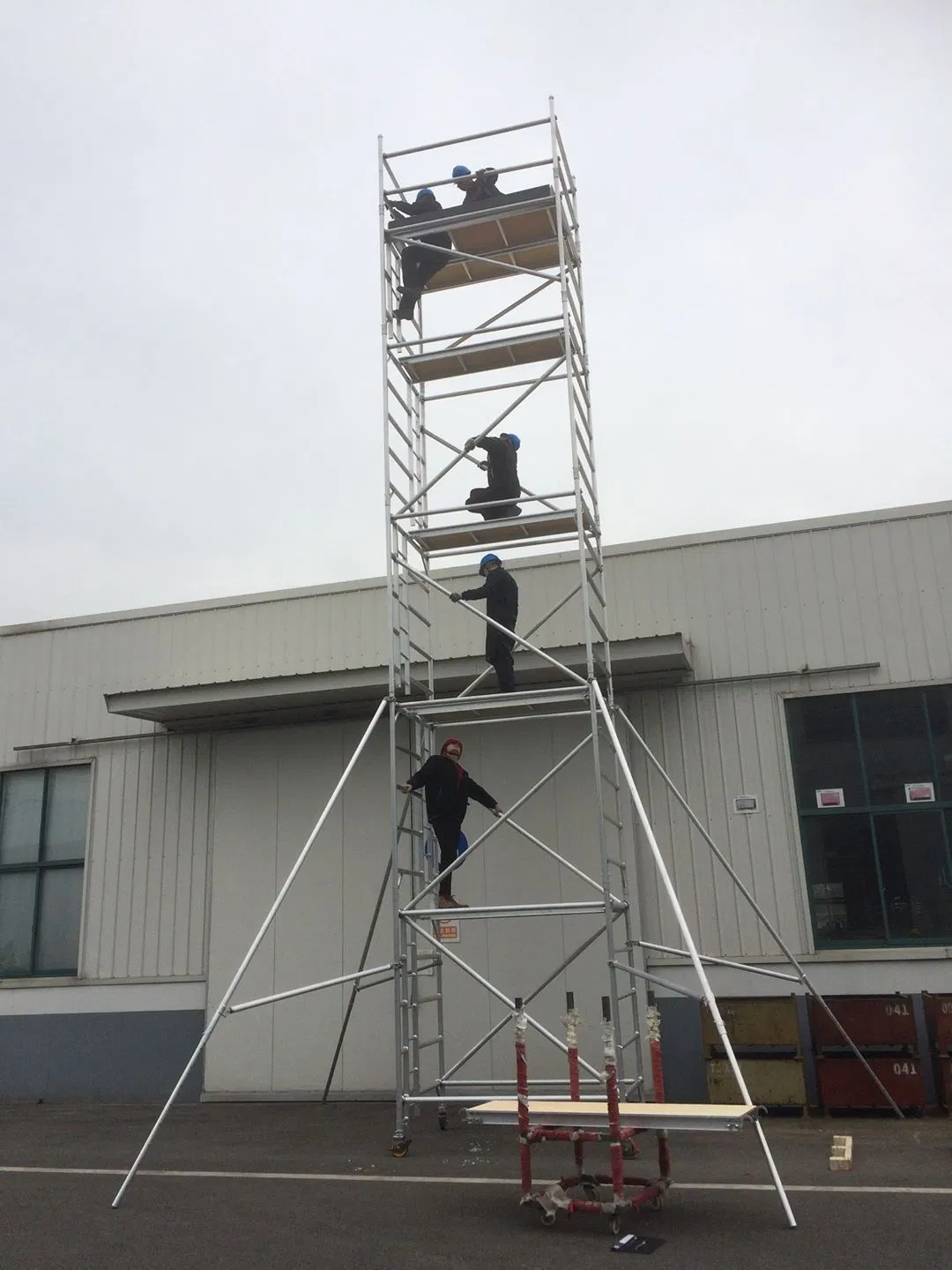 Heavy-Duty Aluminium Scaffolding for Ultimate Safety and Stability