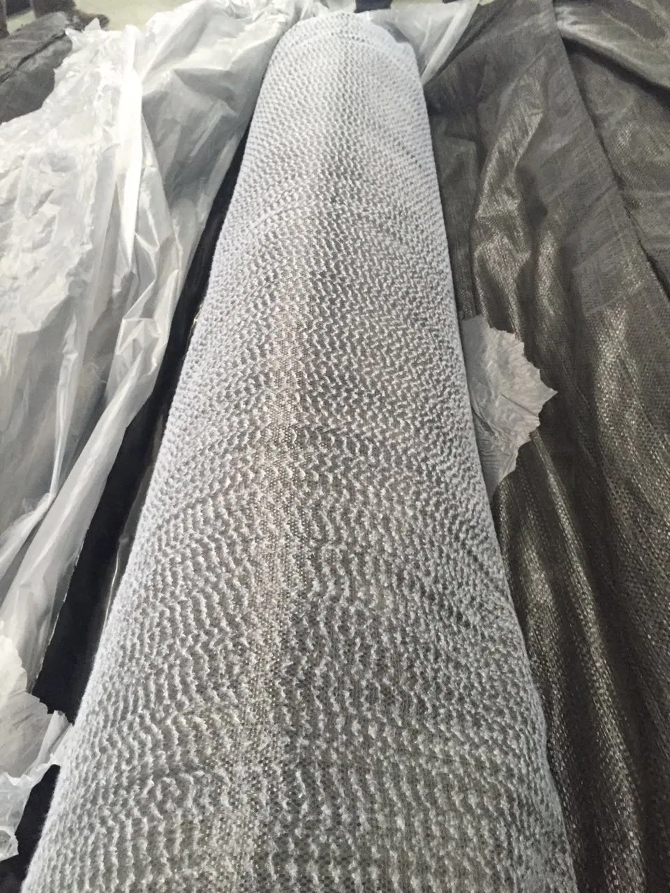 ASTM Standard 100% Virgin Material Anti-Seepage Waterproof Geosythetic Bentonite Clay Liner Gcl for Polllutant Storage Tank