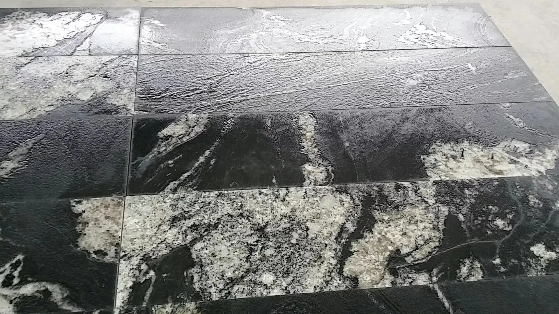 White/Black Granite Polished Solid Stone Surface Artificial/Engineered Quartz Countertop Slabs