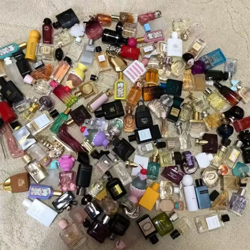 Миниатюрные парфюмерные пробники с логотипом