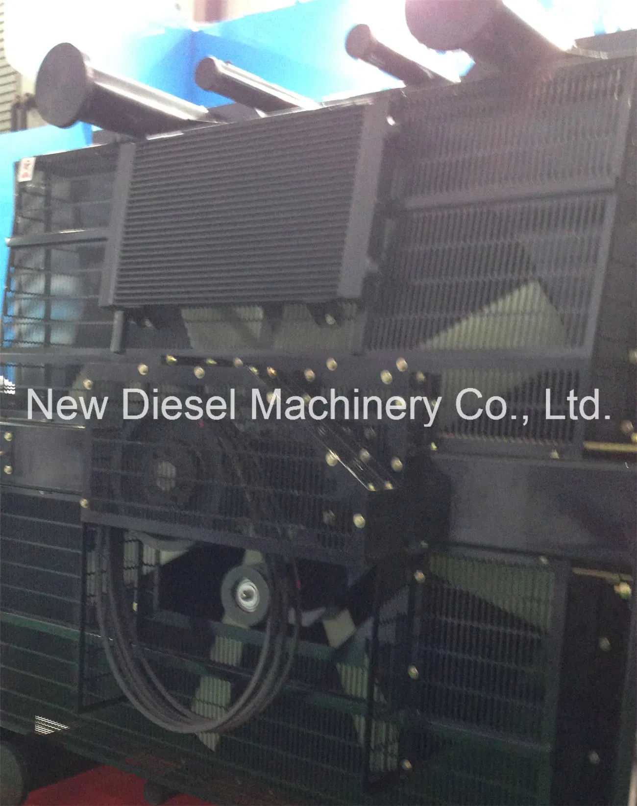 Радиатор водяного охлаждения для двигателя Perkin 4012-46TAG2A