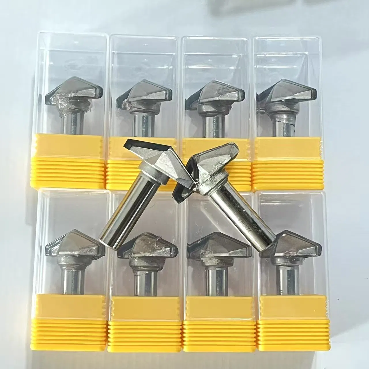 Фреза алмазная спиральная 135V D40 Z2 для фрезерных станков