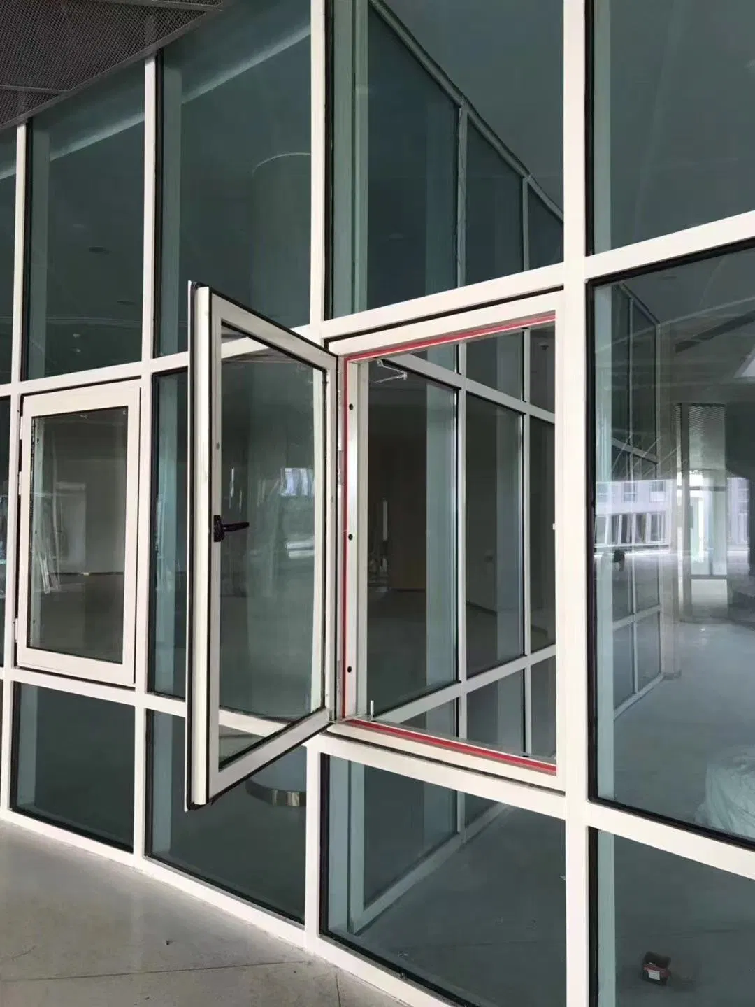120 Minute Fire Resistant Fireproof Glass with Insulated Feature