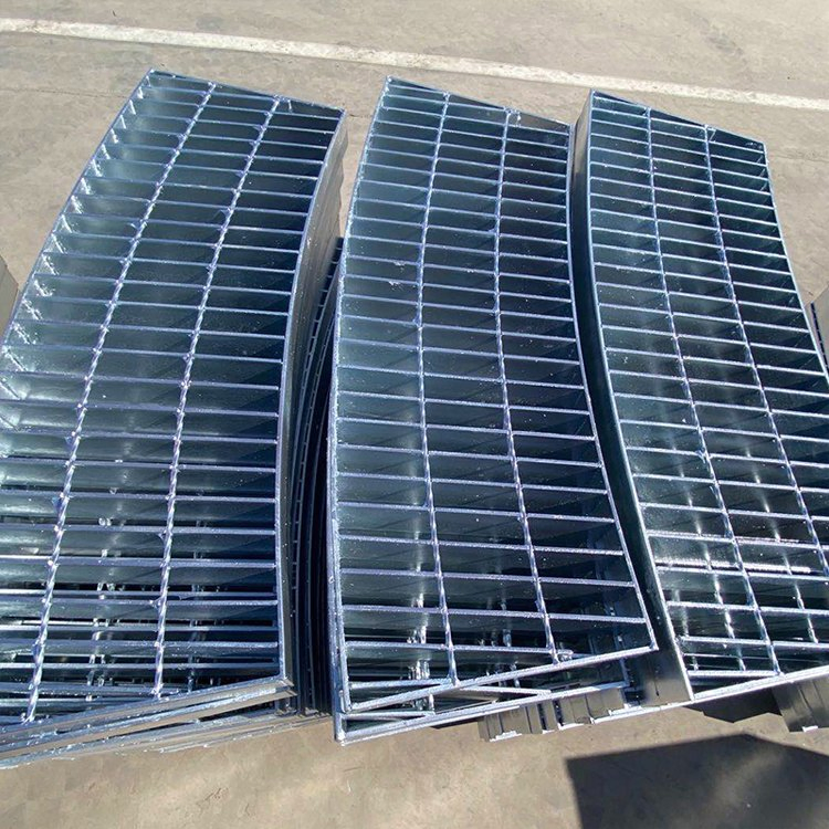 Storm Drain Cover Serrated Steel Grating for Ditch Gully Sump Pit Grate Cover