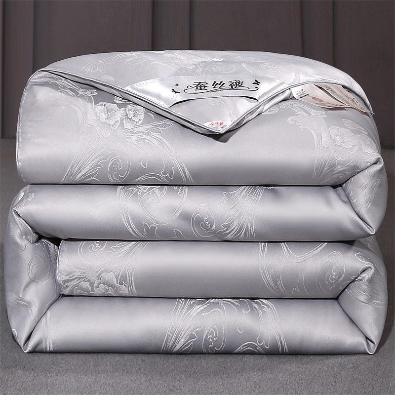 Jacquard Silk Seasonal Quilt