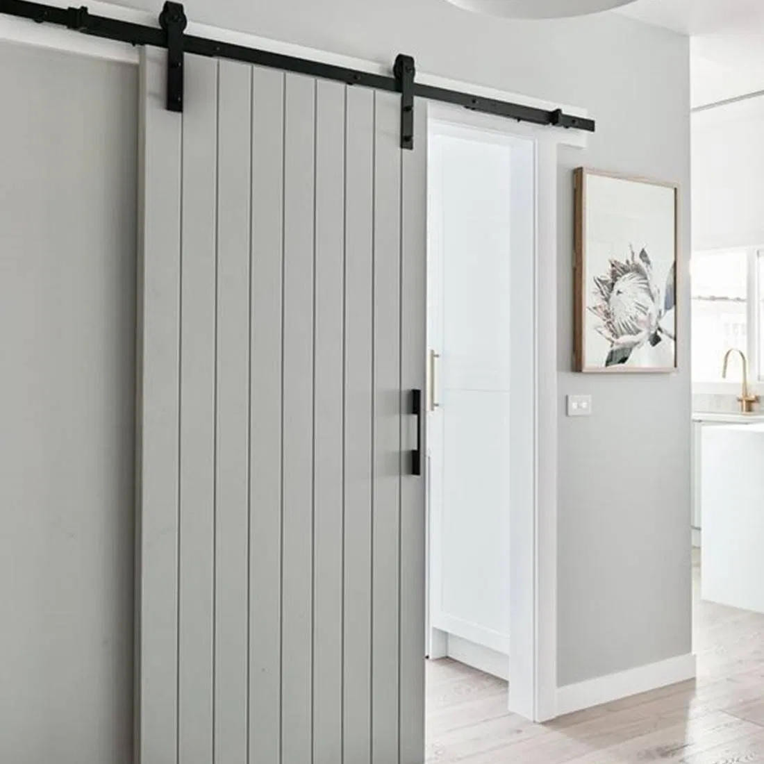 Sliding Barn Door with Good Quality Hardware Door Fittings for Wooden Doors