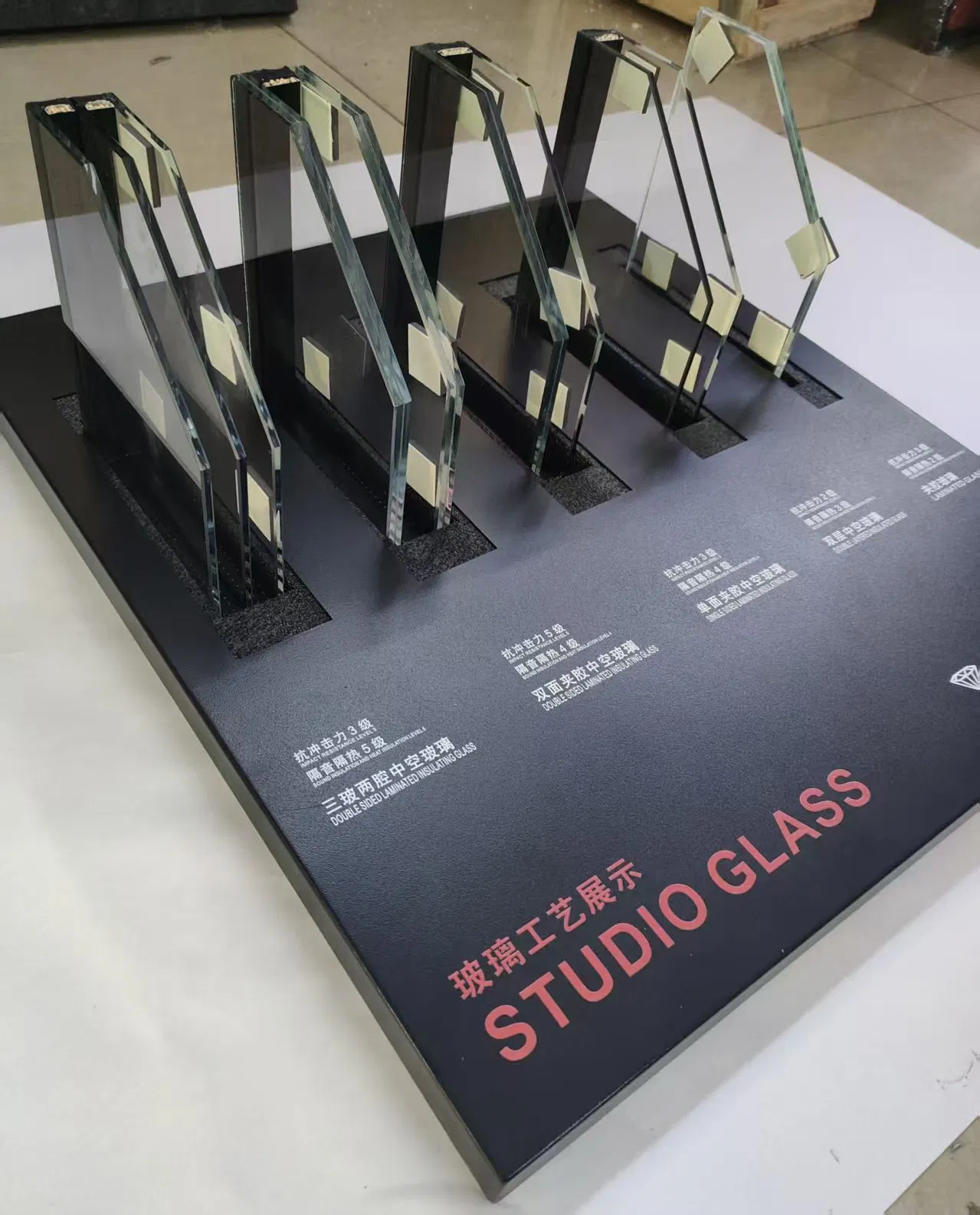 High-Quality Bathroom Aluminum Frame Safe Sliding Glass Sliding Shower Door