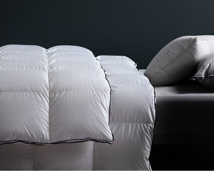 Soft and Warm Goose Down Duvet Quilt Comforter