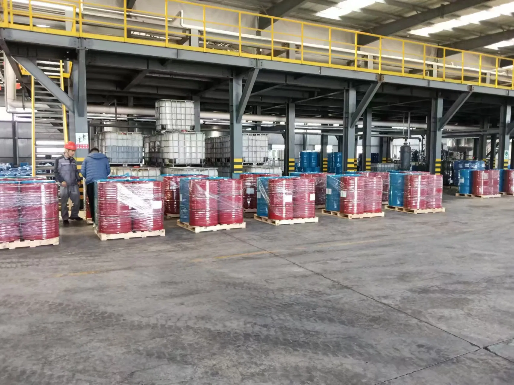 55 Gallon Fireproof Adhesive Thermal Closed Cell PU Machine Spray Foaming Material Polyurethane Chemicals