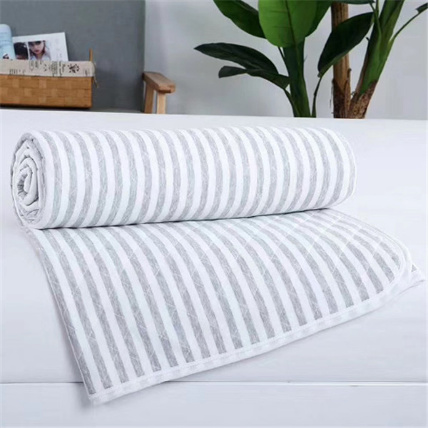 Fancy Wholesale Summer Quilt Home Textile Bedding Products
