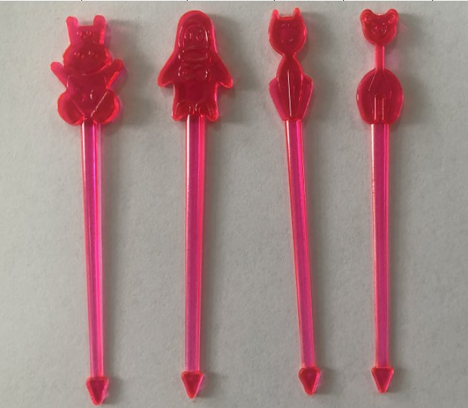 Colorful Animal-Shaped Disposable Fruit Sticks for Festive Events