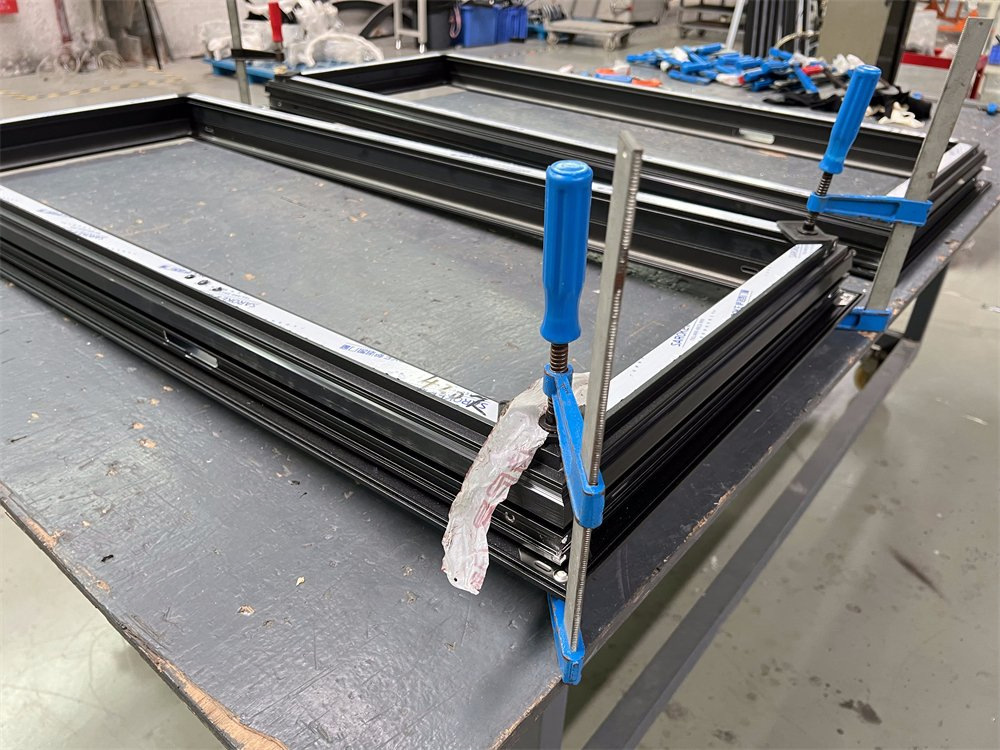 Smart Wireless Electric Window Control System with Remote