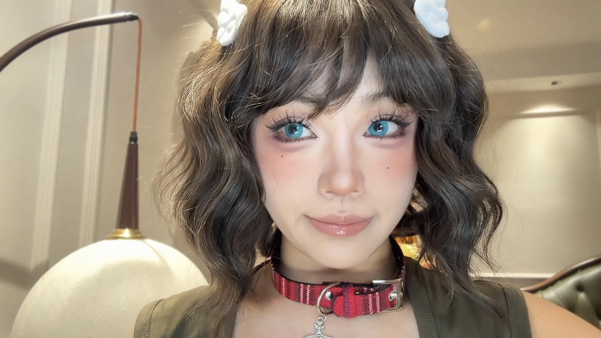 Vibrant Blue Contact Lenses 2025 - Affordable Wholesale Options