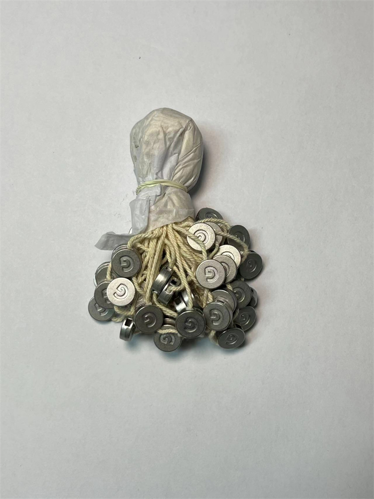 Бирки подвесные нейлоновые для одежды