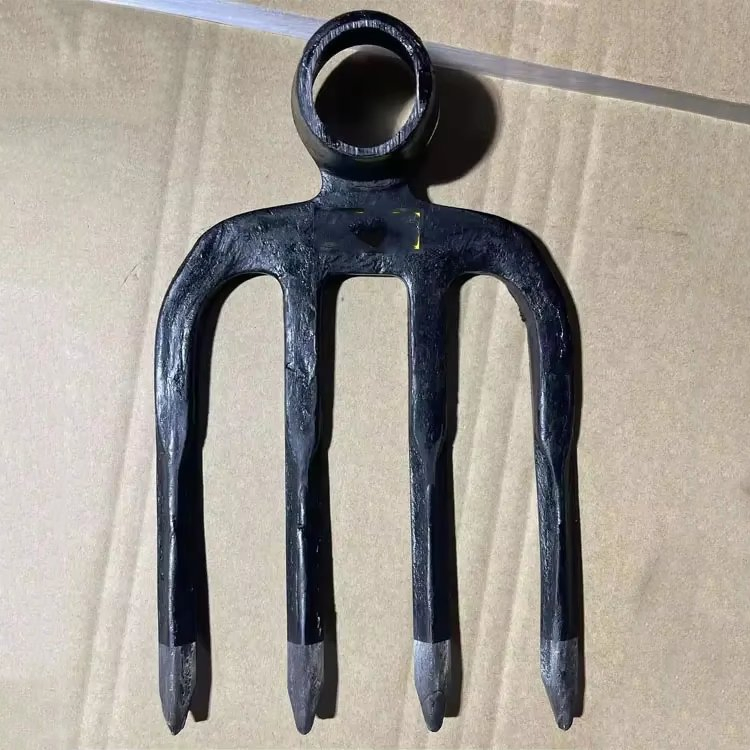 Factory Wholesale Farm Tool High Quality Rail Steel Forged Farming Fork Hoe Head