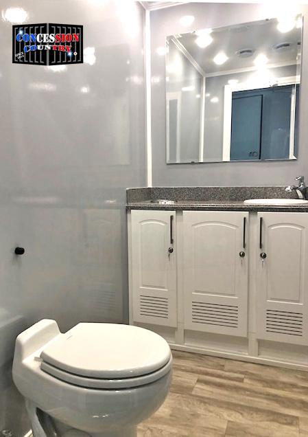 2 Stall Restroom Trailer New Portable Bathroom Toilet Outdoor Restroom Temporary Wc Mobile Toilet Trailer