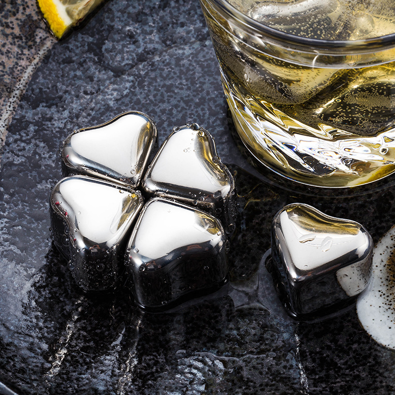 Wholesale Reusable Silver Heart Shaped Whiskey Stone Ice Wine Stone Bar Tools Stainless Steel Whiskey Stones