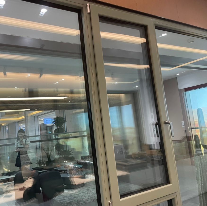 Leawod Design Strong Durable Wood-Aluminum Composite Windows for Extreme Weather Inward Opening