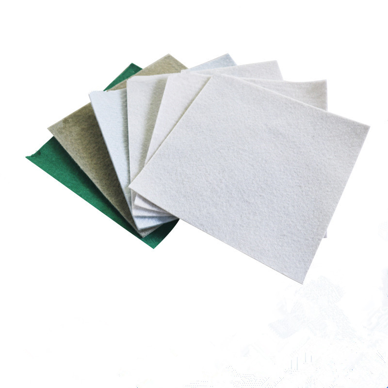 Anti Chemical Corrosion Anti- Infiltration One Layer of Polyester Mat/PE Membrane Composite Geotextile Mat