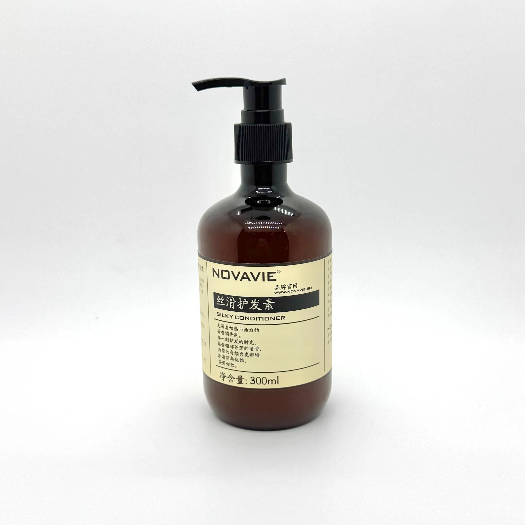 Premium 300ml Plastic Bottles for Hotel Bathroom Kit with Logo 02