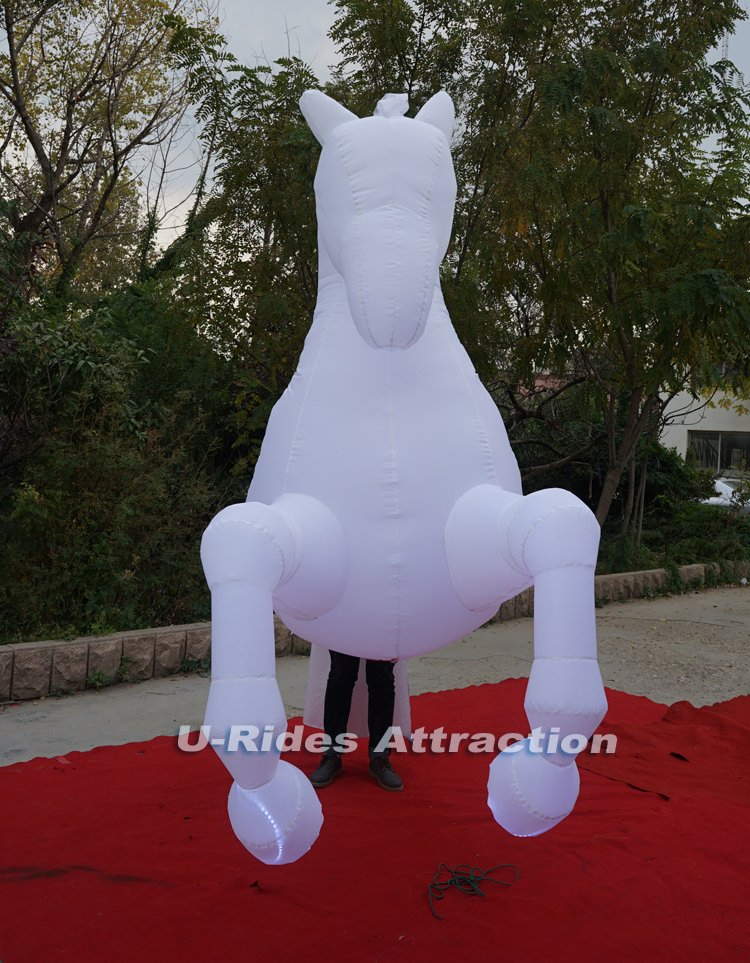 On Sale Inflatable Moving Horse Cartoon with LED Lights for Fun Parties Festivals
