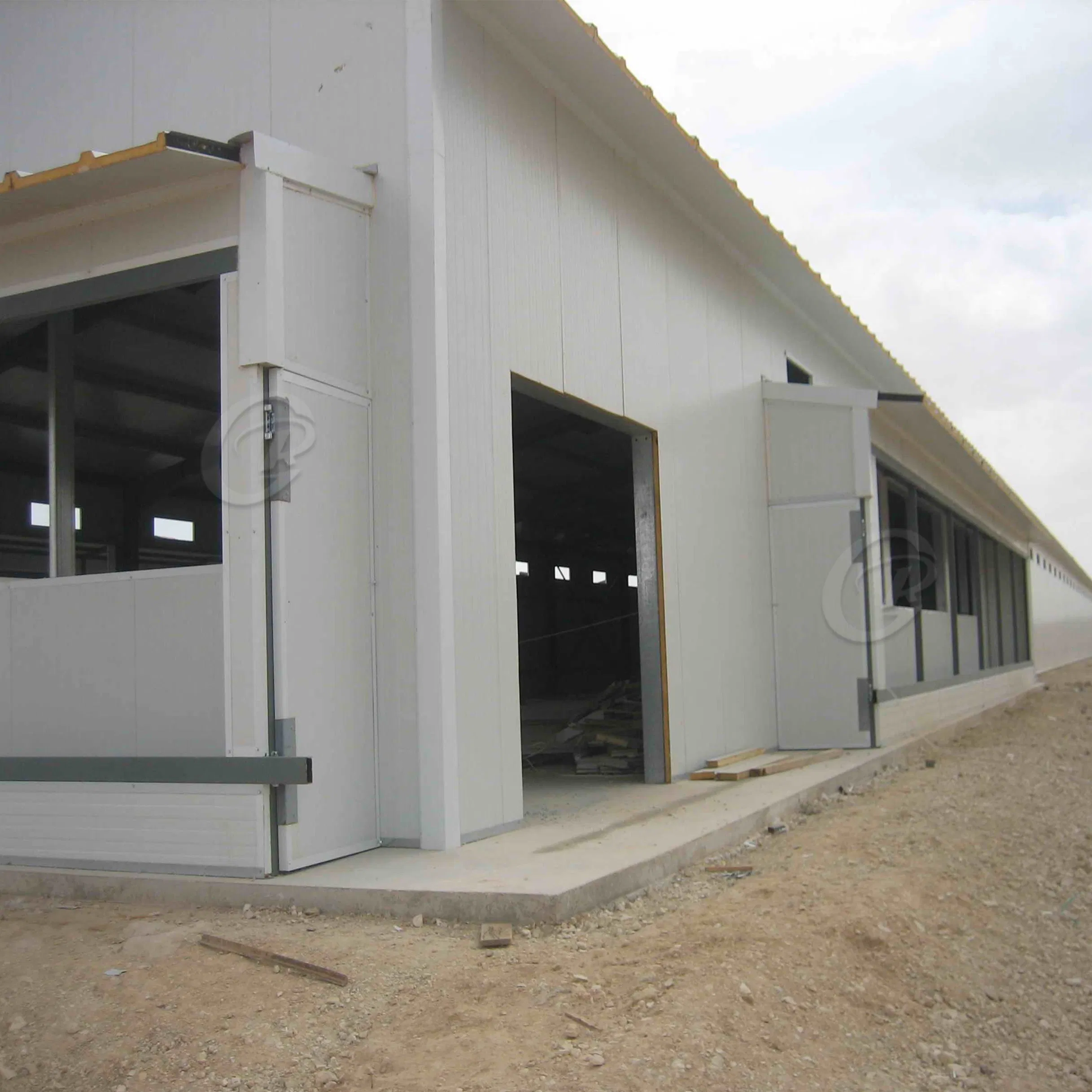 Prefab Galvanized Steel Chicken Farm with Automatic Equipments