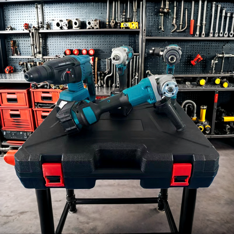 Набор электроинструментов Cisvis 4 в кейсе