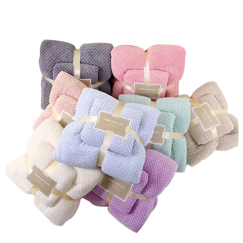 Wholesale Luxury Embroidery Towel Hotel SPA Bath Towel Toalla Serviette