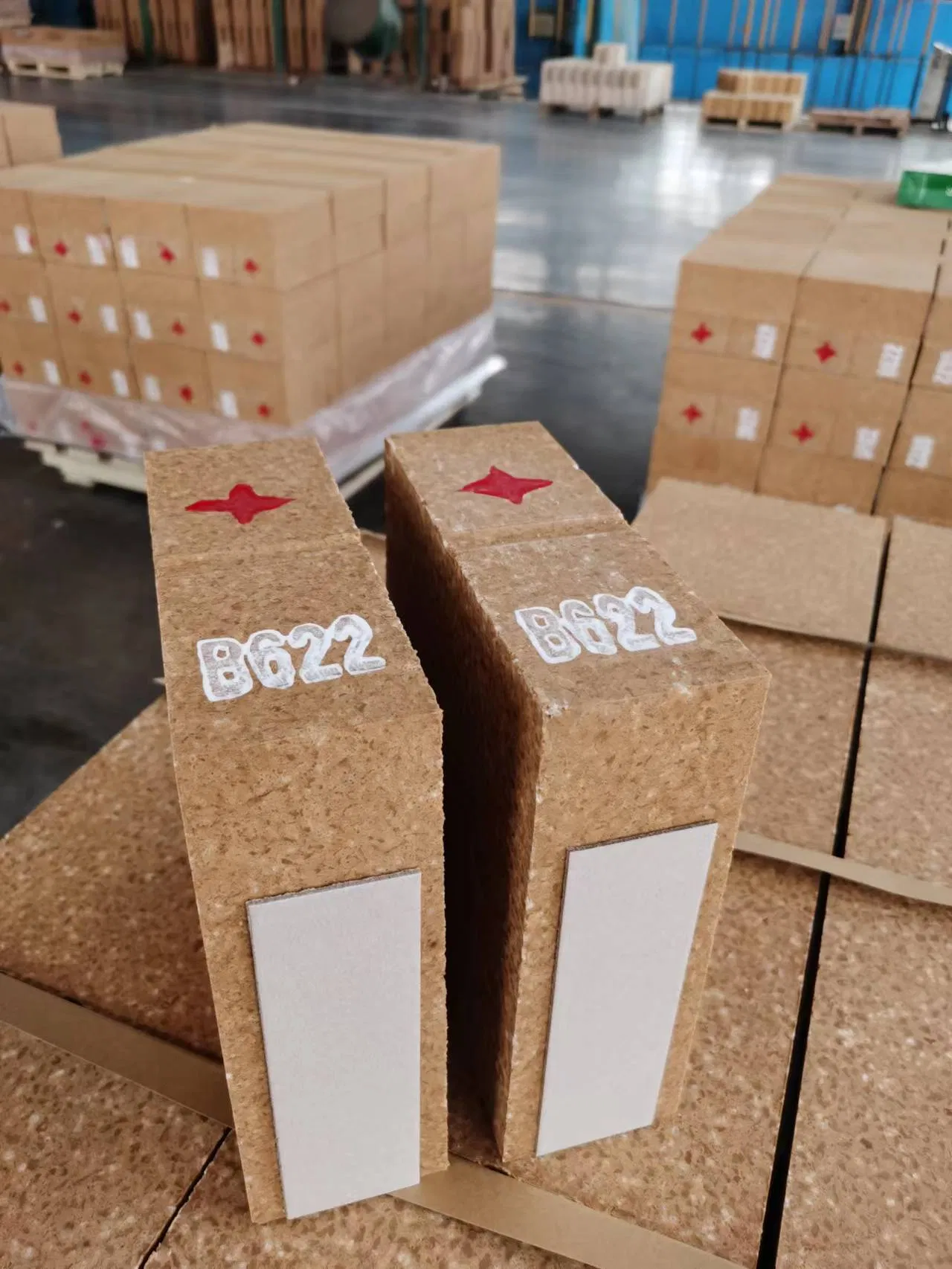 Огнеупорный кирпич LZR Magnesia alumina spinel для вращающихся печей