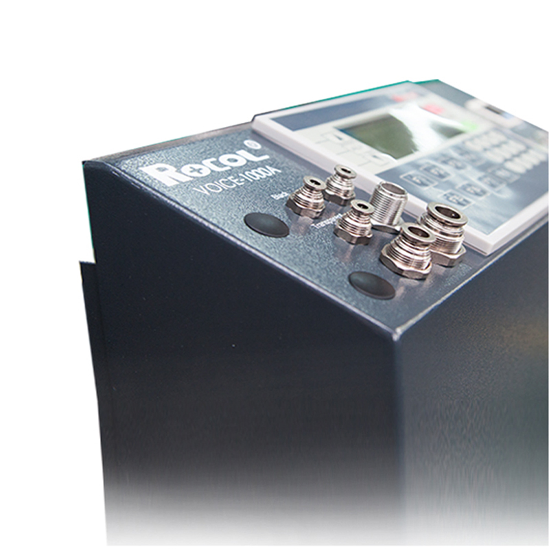 Автоматическая заклепочная машина с подачей