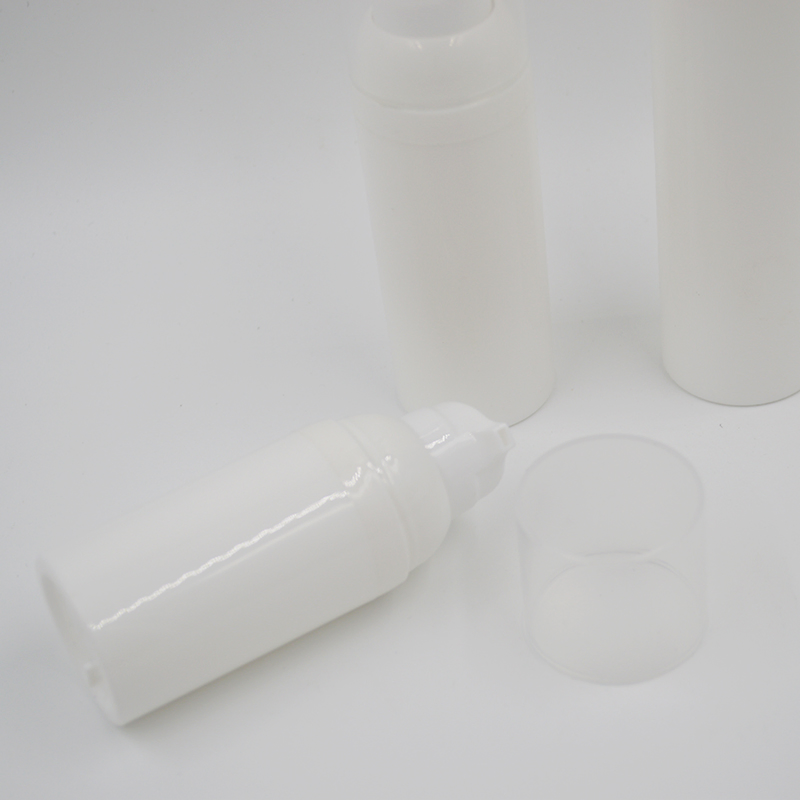 Stock Plastic PP Airless Bottle 15 30 50ml Bb Lotion Bottle
