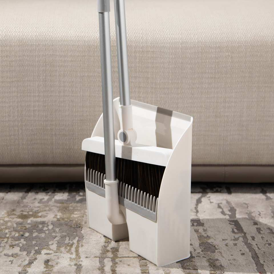 Finesource Broom and Dustpan Set, Magnetic Handle Joint, Comb Inside, Windproof, Wind-Break Design