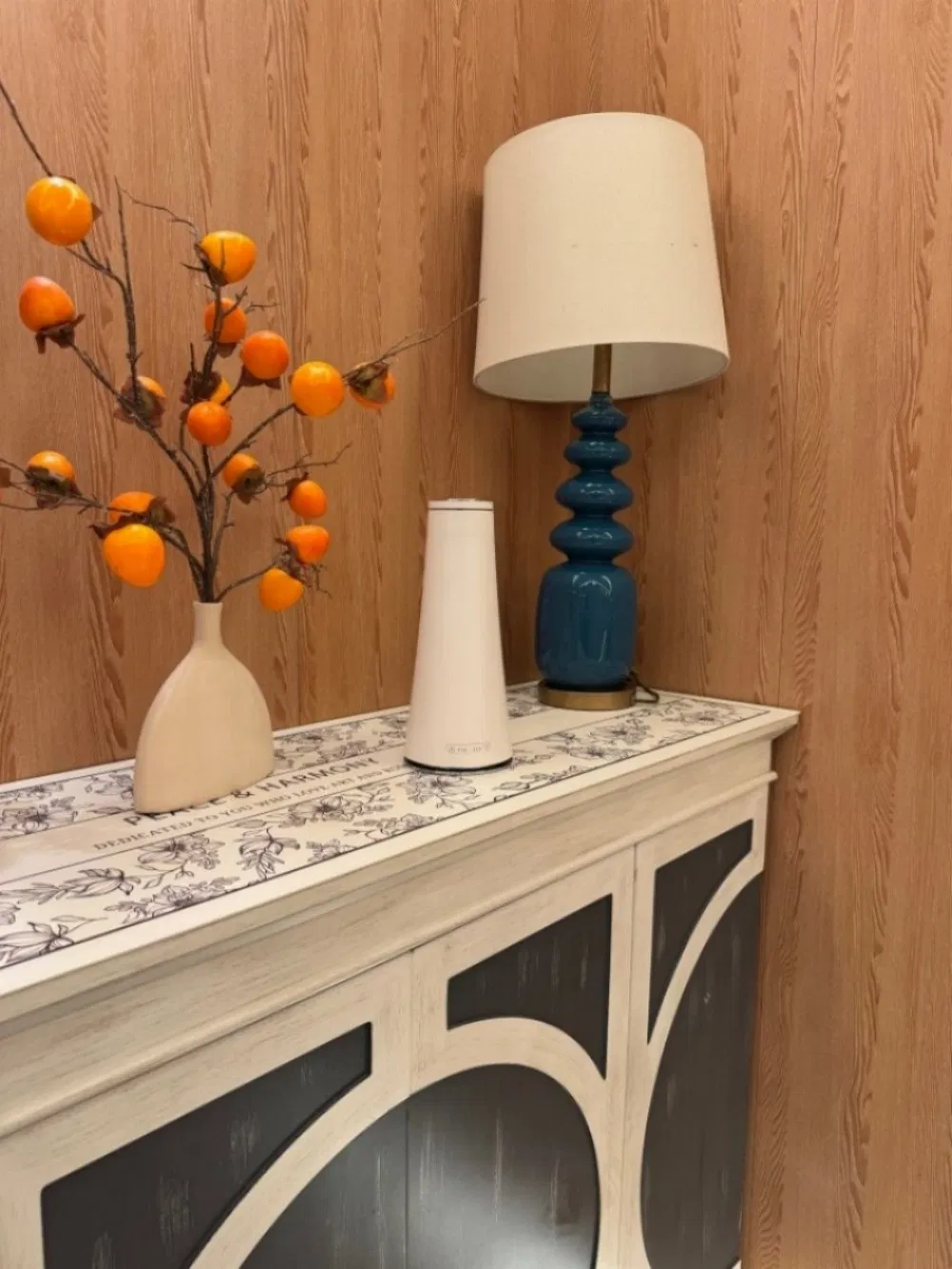 Air Refreshing Wear Resistant Scent Diffuser Machine with Timing Function for Hotel