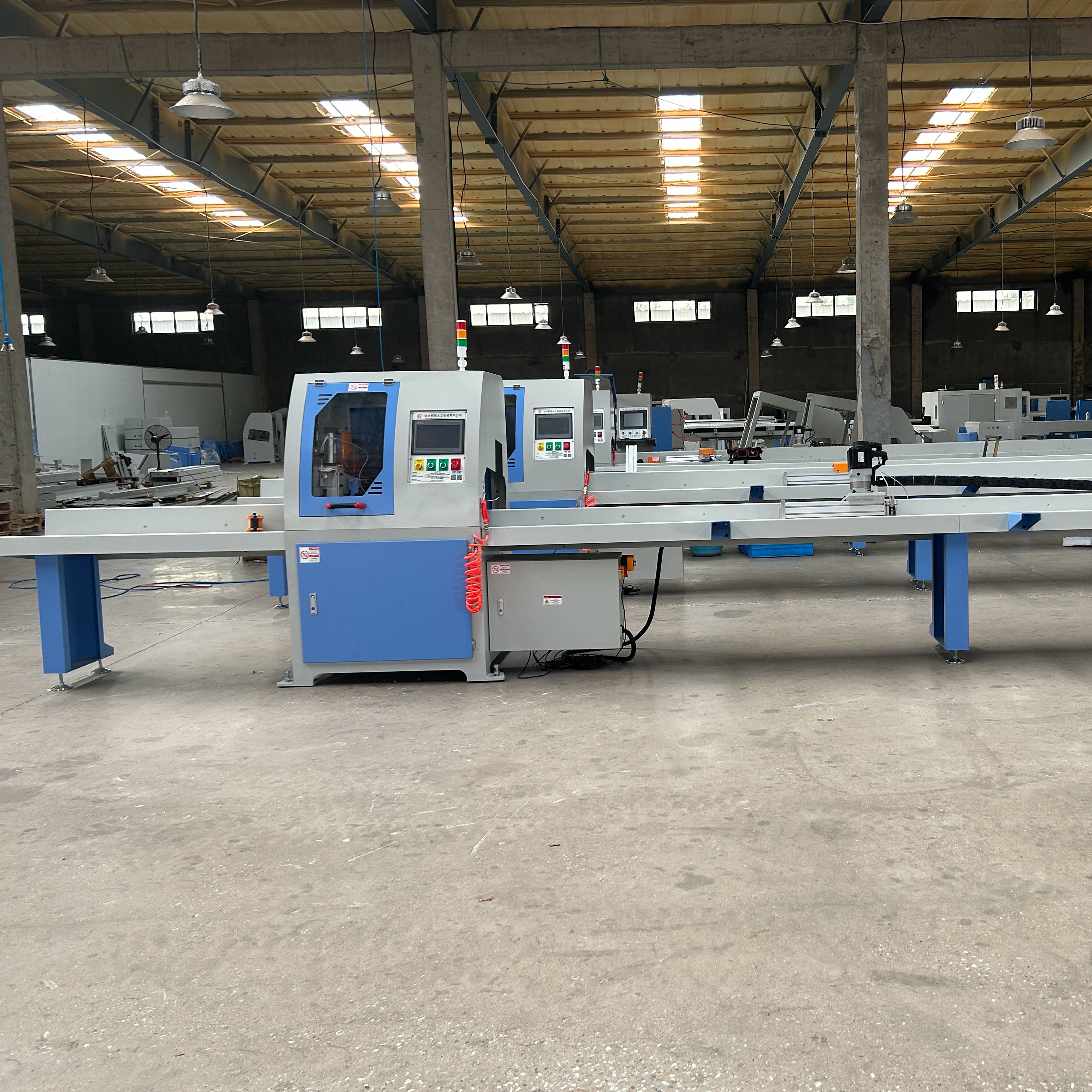 Пилорама ленточная настольная электрическая