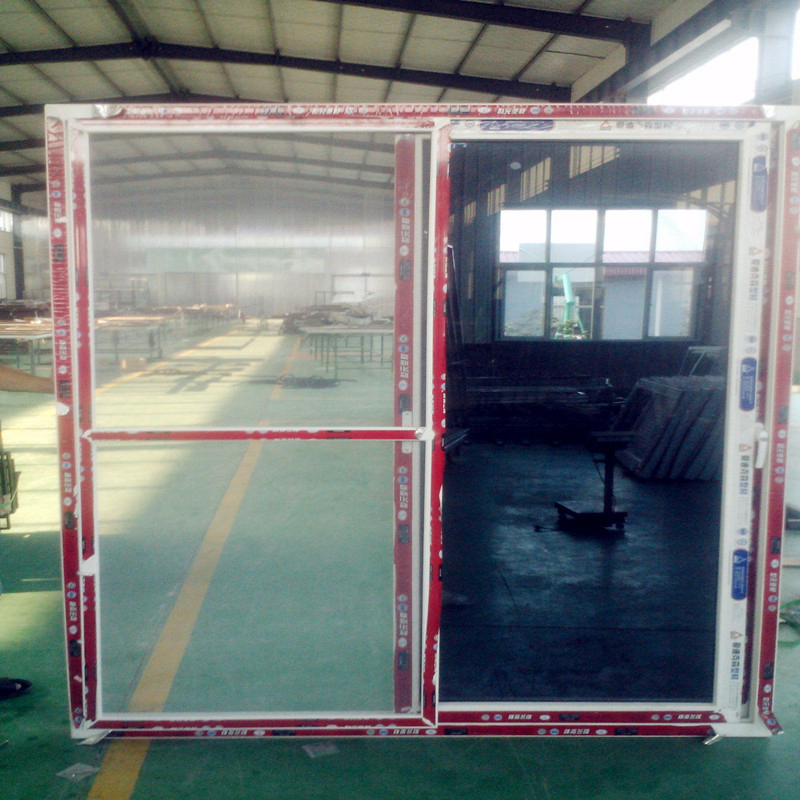 Серые раздвижные двери UPVC с двойным листом и сеткой