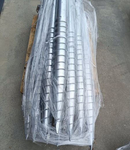 Винтовая свая с фланцем для солнечных электростанций