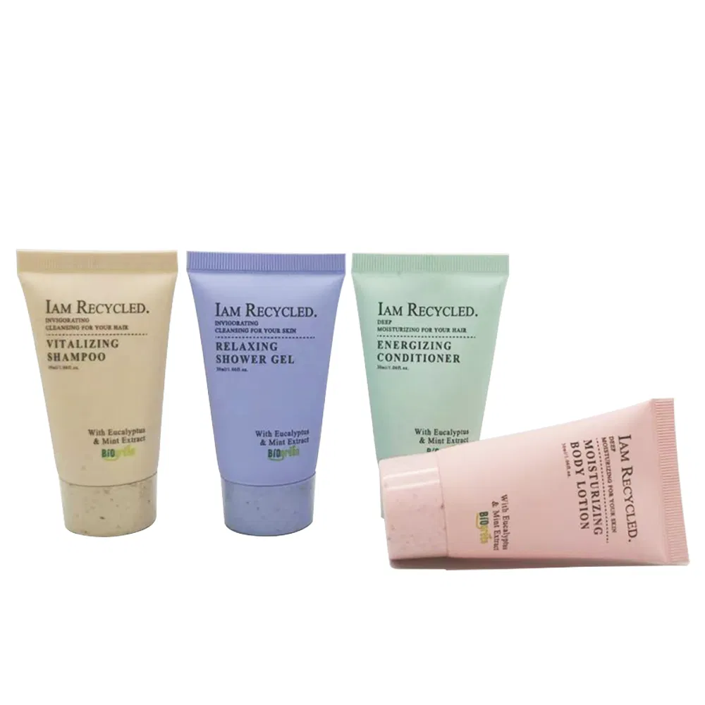 Customized Hotel Toiletries Bathroom Accessories Disposable Hotel Amenities Set