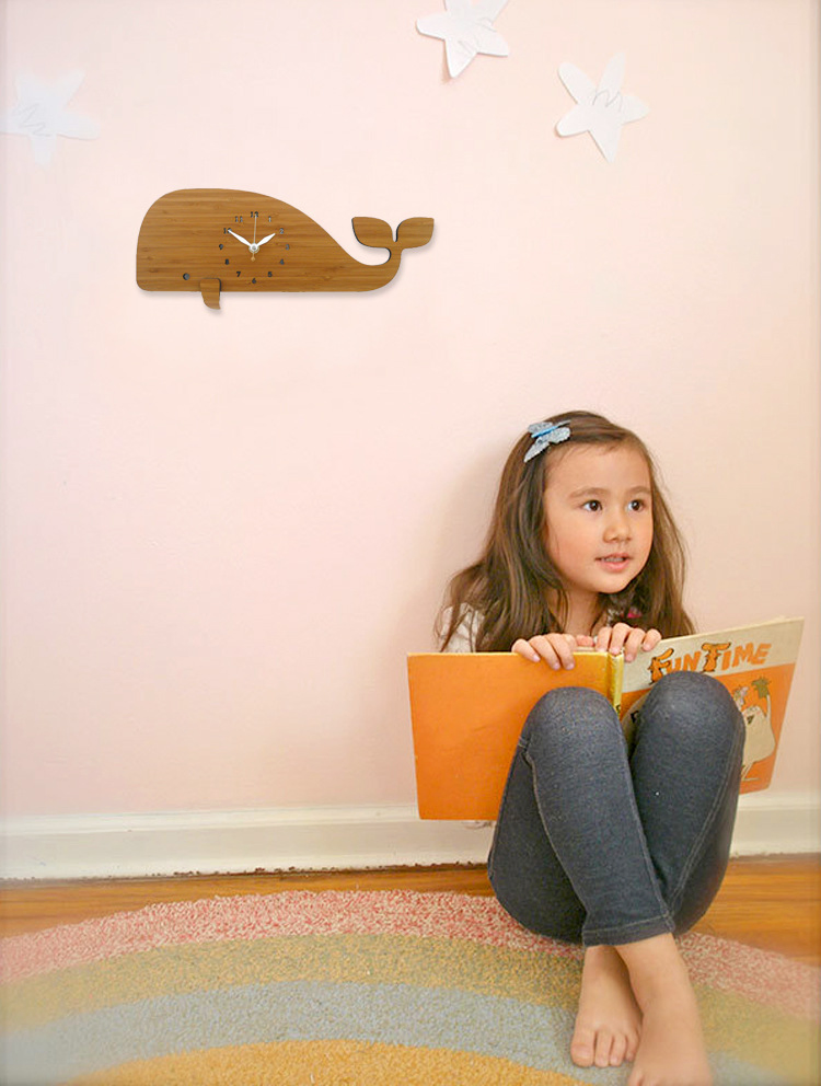Hot Sale Eco-Friendly Dinosaur Shape Bamboo Wood Wall Clock for Kids
