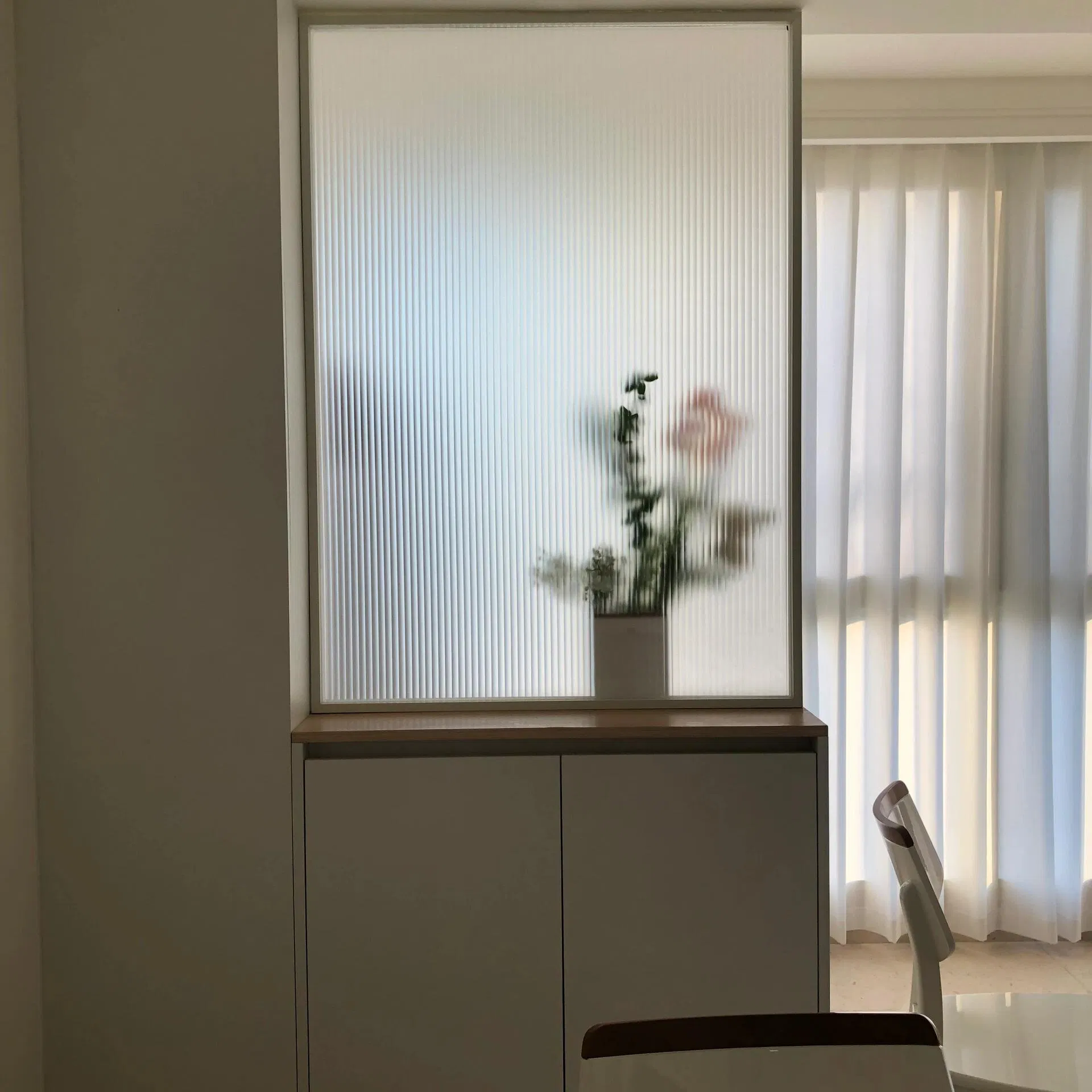 Innovative Fixed Partition System for High-Quality Office Spaces