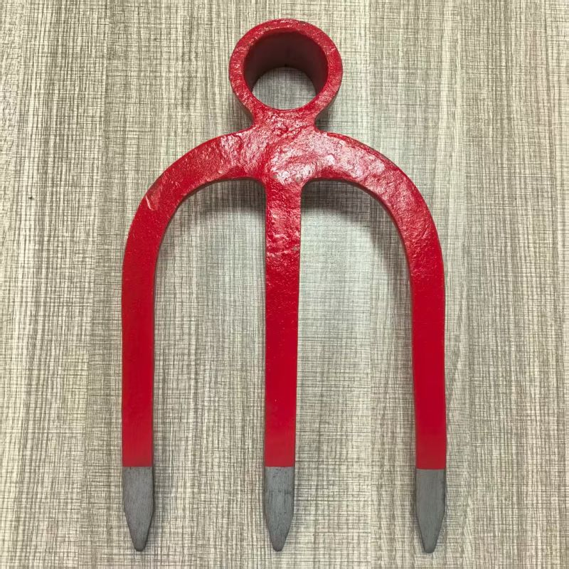 Hot Sales Railway Steel Garden Tool with 3 Teeth Agricultural Gardening Hoe-Fork