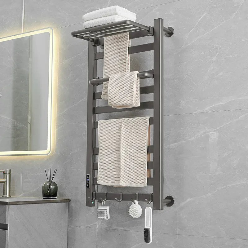 Дизайнерский радиатор-полотенцесушитель Brushed Brass
