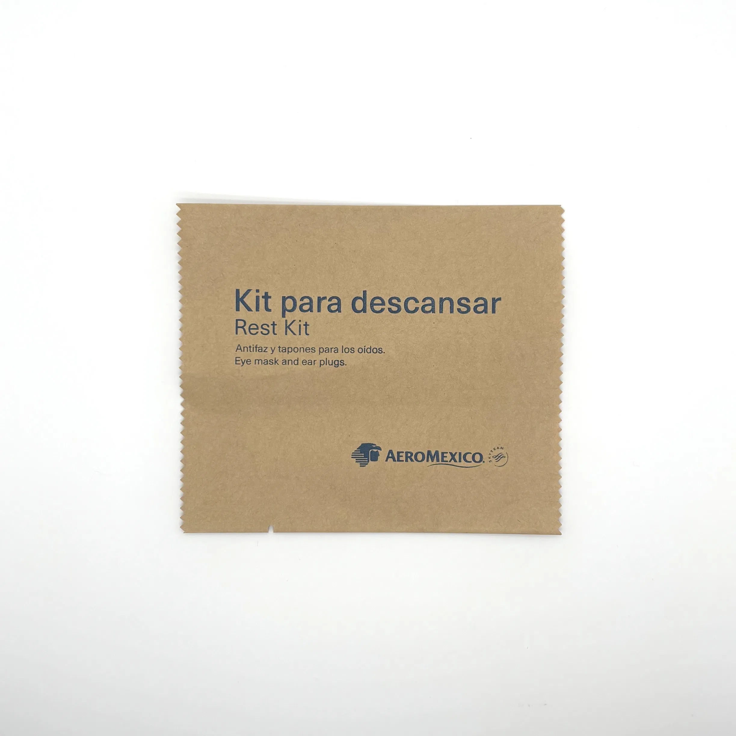 Amenity Kit Ultimate Travel Rest Set: Eye Mask and Ear Plugs 08