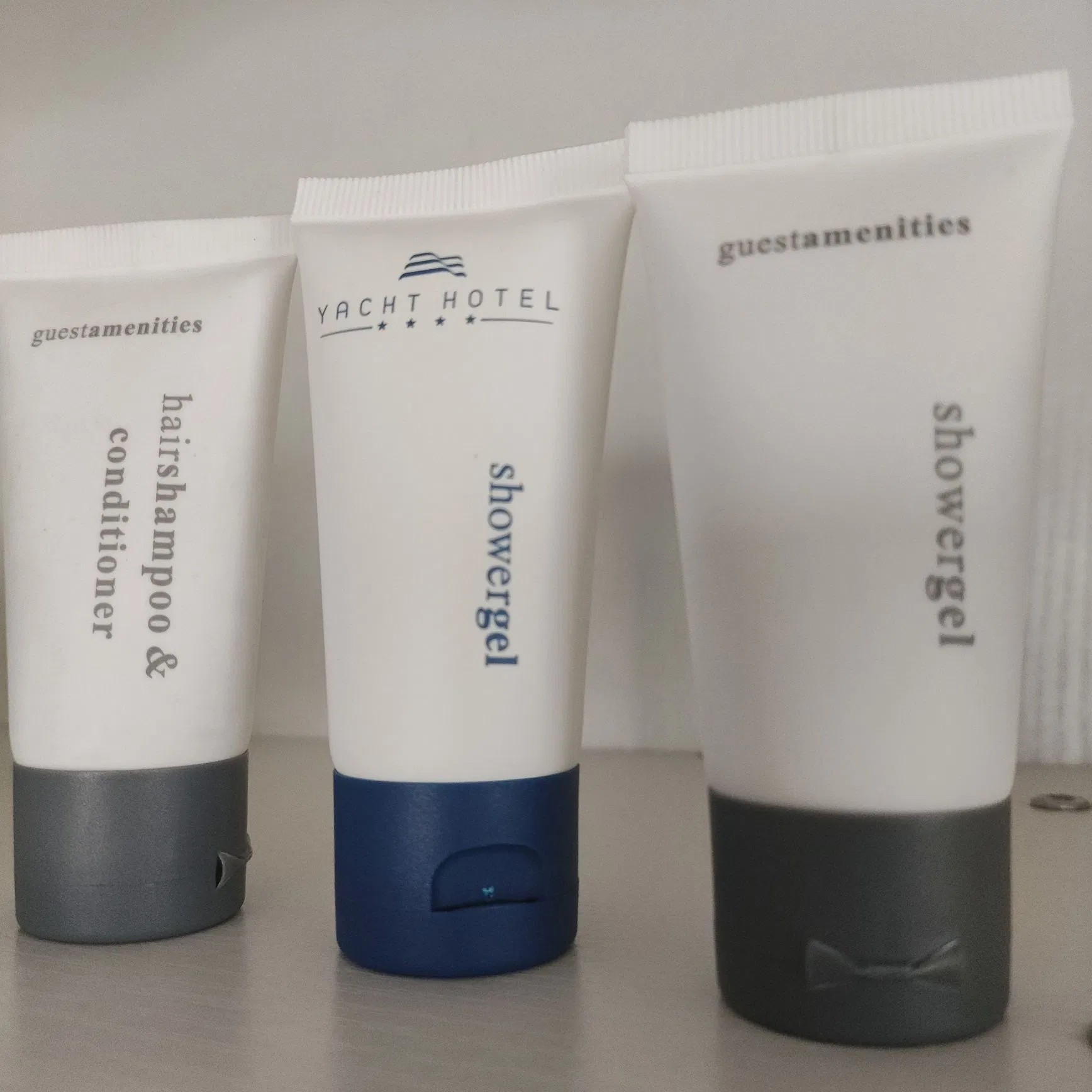 Luxury 25ml 30ml 35ml Plastic Soft Tubes for Shampoo with Conditioner Body Wash and Body Lotion