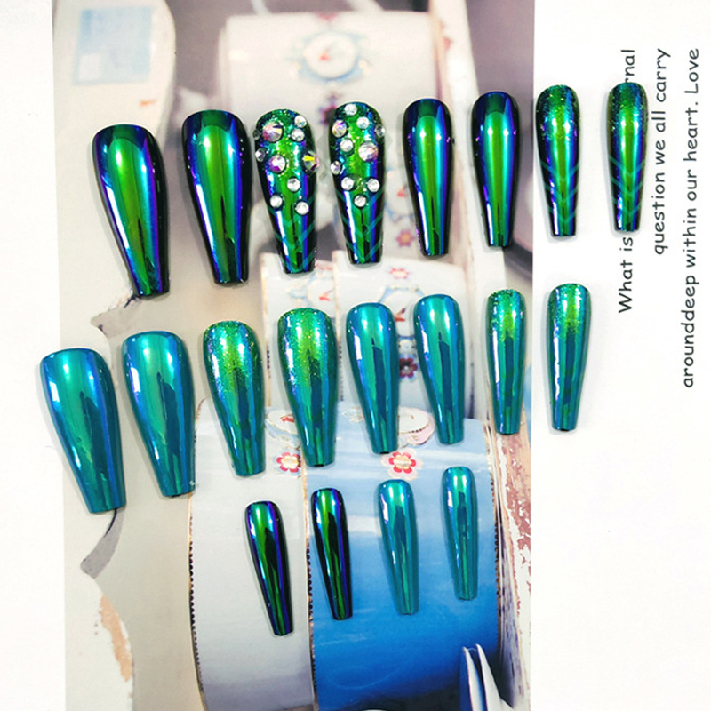 2022 Rts Trendy DIY Artificial Fingernails 24PCS/Box Red Wine Gel Nail Beauty Sets Press on Nails for Women