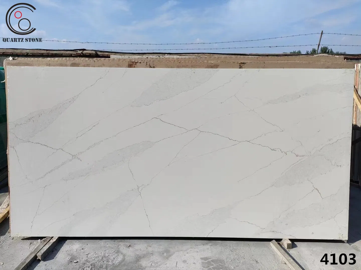 Hot Sale Calacatta Quartz Stone Artificial Quartz Slabs