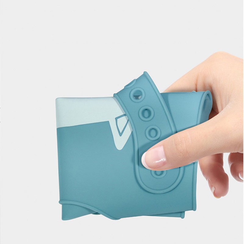 Baby Eating Three-Dimensional Waterproof Children's Large Drool Pocket Silicone Bibs