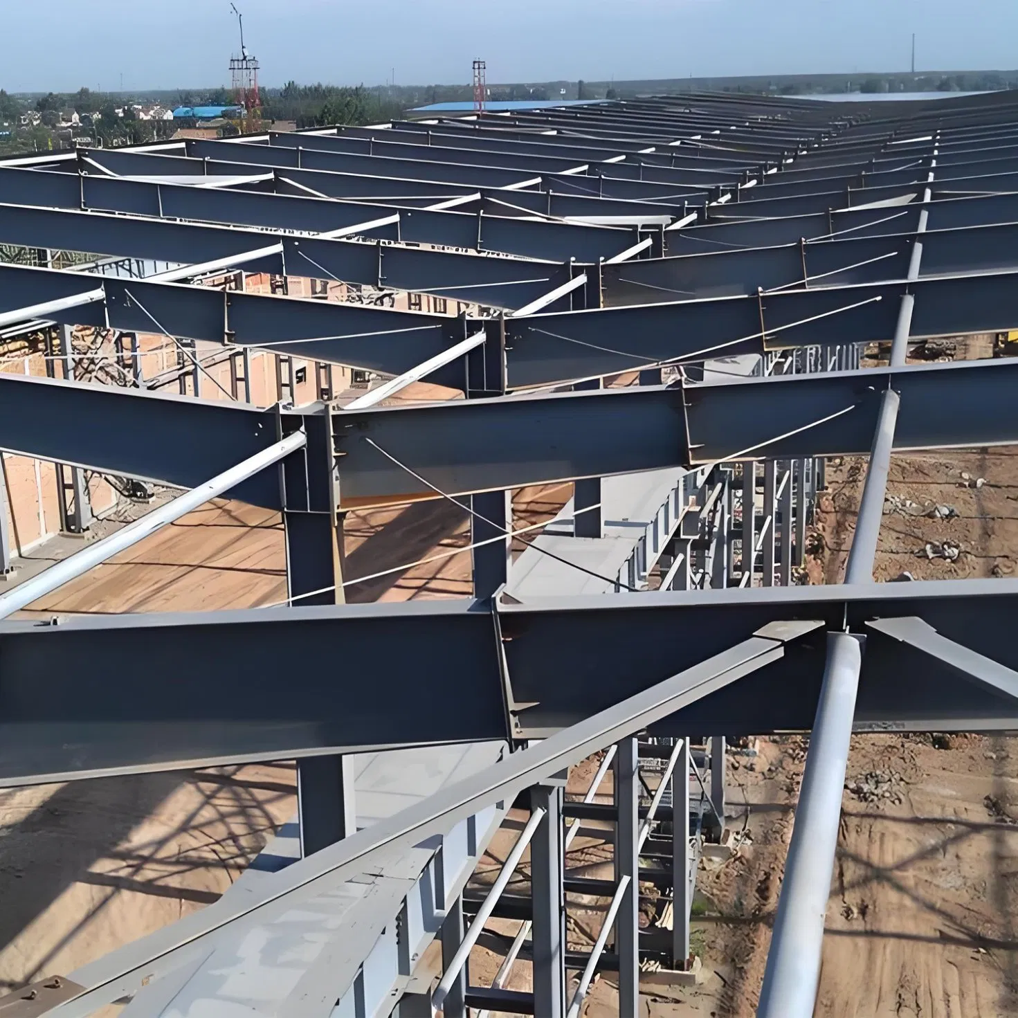 "Modern Steel Office Buildings: Office Space Solutions That Combine Design Aesthetics with Structural Strength"